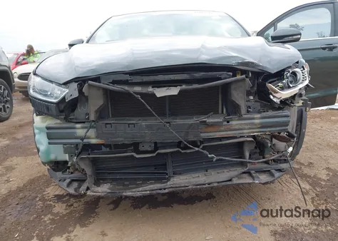 2016 Ford Fusion Se z USA, uszkodzony, nr VIN 1FA6P0H72G5109778